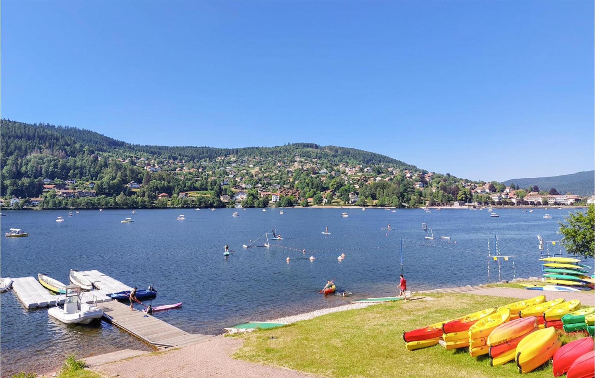 Gorgeous Apartment In Gerardmer With Kitchen Kültér fotó